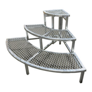 3 Step Quarter Round Display Bench - Wellmaster